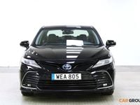 Begagnad Toyota Camry Hybrid Active 218 HK (160 kW) 2022 Svart