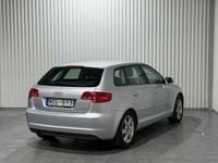 Begagnad Audi A3 Attraction 140 HK (102 kW) 2013 Silver