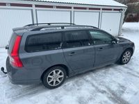 begagnad Volvo V70 2.0 Flexifuel Momentum 145hk LÄS ANNONSEN