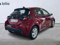begagnad Toyota Yaris Hybrid ACTIVE KOMFORTPAKET Carplay 2021 Röd