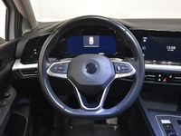 Begagnad VW Golf VIII 131 HK (96 kW) 2022 Vit Kombi