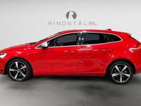 Begagnad Volvo V40 R-Design 122 HK (89 kW) 2016 Röd Halvkombi