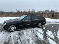 Begagnad Mercedes E350 272 HK (200 kW) 2005