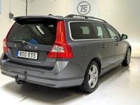 Begagnad Volvo V70 Momentum 163 HK (119 kW) 2011 Grå Kombi
