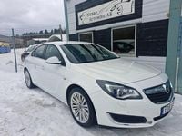 Begagnad Opel Insignia drive 140 HK (102 kW) 2015 Vit Halvkombi