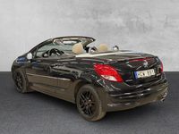 Begagnad Peugeot 207 CC 120 HK (88 kW) 2010 Svart Cab