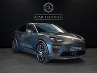 Begagnad Porsche Macan 330 kW (449 HK) 2024 Volcanogrå metallic SUV