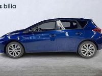 Begagnad Toyota Auris Executive 117 HK (86 kW) 2016 Mörkblå Halvkombi