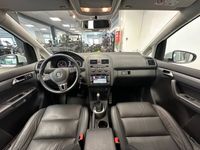 begagnad VW Touran Cross 1.4 TSI DSG | 7-SITS | SKINN | DRAG 2015, SUV