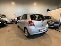 begagnad Toyota Yaris 5-dörrar 1.33 Dual VVT-i MultiMode, 99hk,Nybes