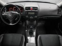 Begagnad Honda Accord Sport 140 HK (102 kW) 2005 Grå Kombi