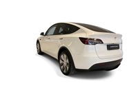 Begagnad Tesla Model Y Long Range AWD 378 kW (514 HK) 2022 Vit SUV
