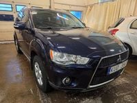 Begagnad Mitsubishi Outlander 170 HK (125 kW) 2010 Blå SUV