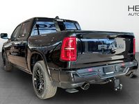 Ny RAM 1500 548 HK (403 kW) 2025 Svart Pickup