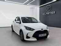 Begagnad Toyota Yaris 2022 Vit Halvkombi