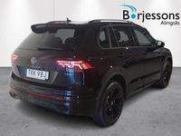 begagnad VW Tiguan R-LINE 2.0 TSI PF 4MOTION 140 KW 2024, SUV