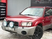 Begagnad Subaru Forester 125 HK (91 kW) 2003 Röd SUV