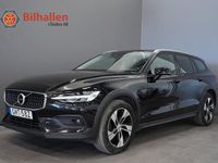 Begagnad Volvo V60 CC Momentum 197 HK (144 kW) 2021 Svart Kombi