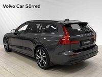 Begagnad Volvo V60 Plus 344 HK (253 kW) 2022 Grå Kombi