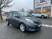 Begagnad Toyota Yaris Active 90 HK (66 kW) 2012 Grå Halvkombi