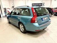 Begagnad Volvo V50 Momentum 125 HK (91 kW) 2009 Blå Kombi