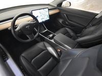 begagnad Tesla Model 3 SR PLUS PANO NAVI AUTOPILOT 18" 2020, Halvkombi