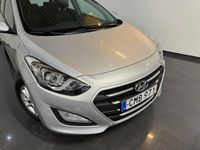 begagnad Hyundai i30 5-dörrar 1.6 CRDi Euro 6 PDC