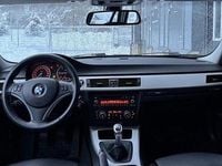 Begagnad BMW 320 177 HK (130 kW) 2009 Sedan
