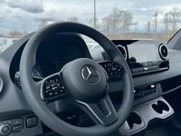begagnad Mercedes Sprinter Benz 319 CDI Skåpbil A3 9G-Tronic Euro 6 2023, Transportbil