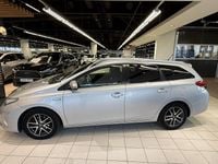 Begagnad Toyota Auris Touring Sports Edition 136 HK (100 kW) 2015 Silver Kombi