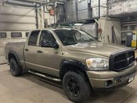 begagnad Dodge Ram 4x4