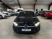 begagnad Mercedes A180 A180 Benz7G-DCT Backkamera Navi Farthållare Automat 2019, Halvkombi