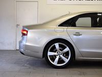 begagnad Audi A8 4.0 TFSI V8 quattro Aut 21tum Lågmil 2014, Sedan