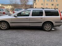 begagnad Volvo V70 2.4 Euro 4