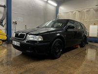 begagnad Skoda Octavia Kombi 1.6