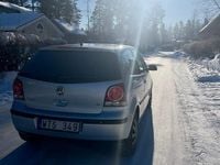Begagnad VW Polo 75 HK (55 kW) 2006 Halvkombi