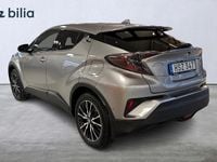 Begagnad Toyota C-HR Executive 117 HK (86 kW) 2016 Grå SUV
