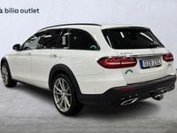 Begagnad Mercedes E220 All-Terrain 200 HK (147 kW) 2022 Vit Kombi