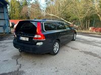 begagnad Volvo V70 D2 Geartronic Momentum Euro 5