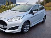 begagnad Ford Fiesta 5-dörrar 1.0 EcoBoost ST-Line 100 hk Nyserv/kam