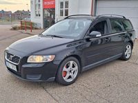 Begagnad Volvo V50 Kinetic 136 HK (100 kW) 2010 Svart Kombi