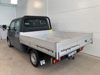 begagnad VW Transporter T5DH 150 TDI 4M 6-Sits Drag Värmare 2018, Transportbil