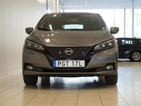 Begagnad Nissan Leaf Acenta 110 kW (150 HK) 2023 Grå/silver Halvkombi