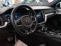 begagnad Volvo S60 T8 AWD Geartronic R-Design/PANO/B&W/Drag/LoungePkt