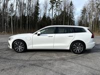 begagnad Volvo V60 Recharge T6 AWD Momentum 340hk, Kamera /VAT/MOMS