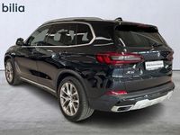 begagnad BMW X5 xDrive45e iPerformance xDrive 45e X-Line | Panorama | Park assist | Hifi 2021 Svart