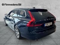 Begagnad Volvo V90 Momentum 192 HK (141 kW) 2018 Mörkblå Kombi