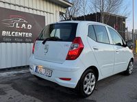 Begagnad Hyundai i10 Premium 69 HK (50 kW) 2012 Vit Halvkombi