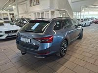 Begagnad Skoda Superb SportLine 218 HK (160 kW) 2022 Grå Kombi