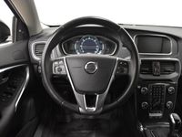 begagnad Volvo V40 CC D3 Momentum Navi D-Värm VOC SoV-Hjul 150hk